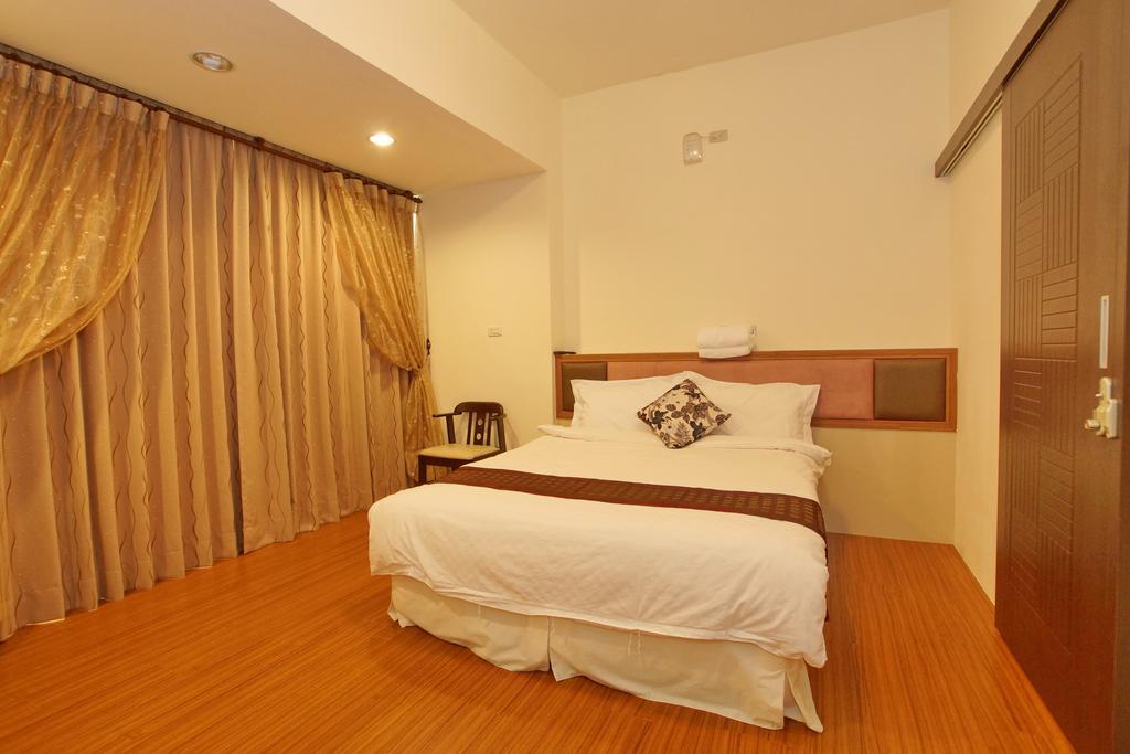 Bang Qiaonuo - Peng'S Family Apartment Taitung Ngoại thất bức ảnh